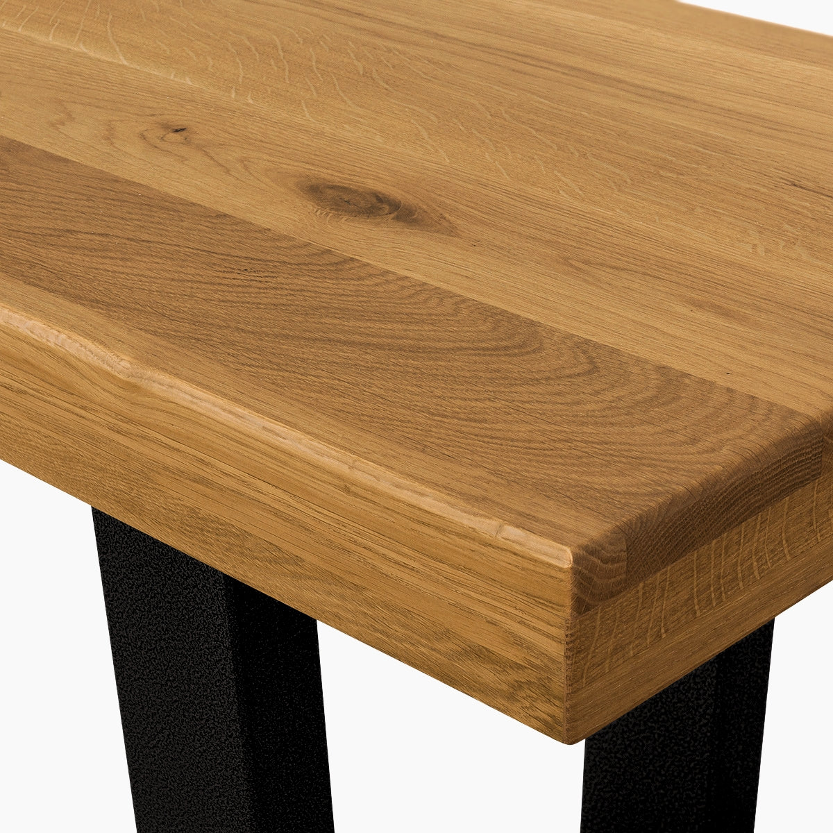 Banco de Roble Macizo ÁMBAR con Patas Inclinadas de Acero Negro – 120 a 220 cm