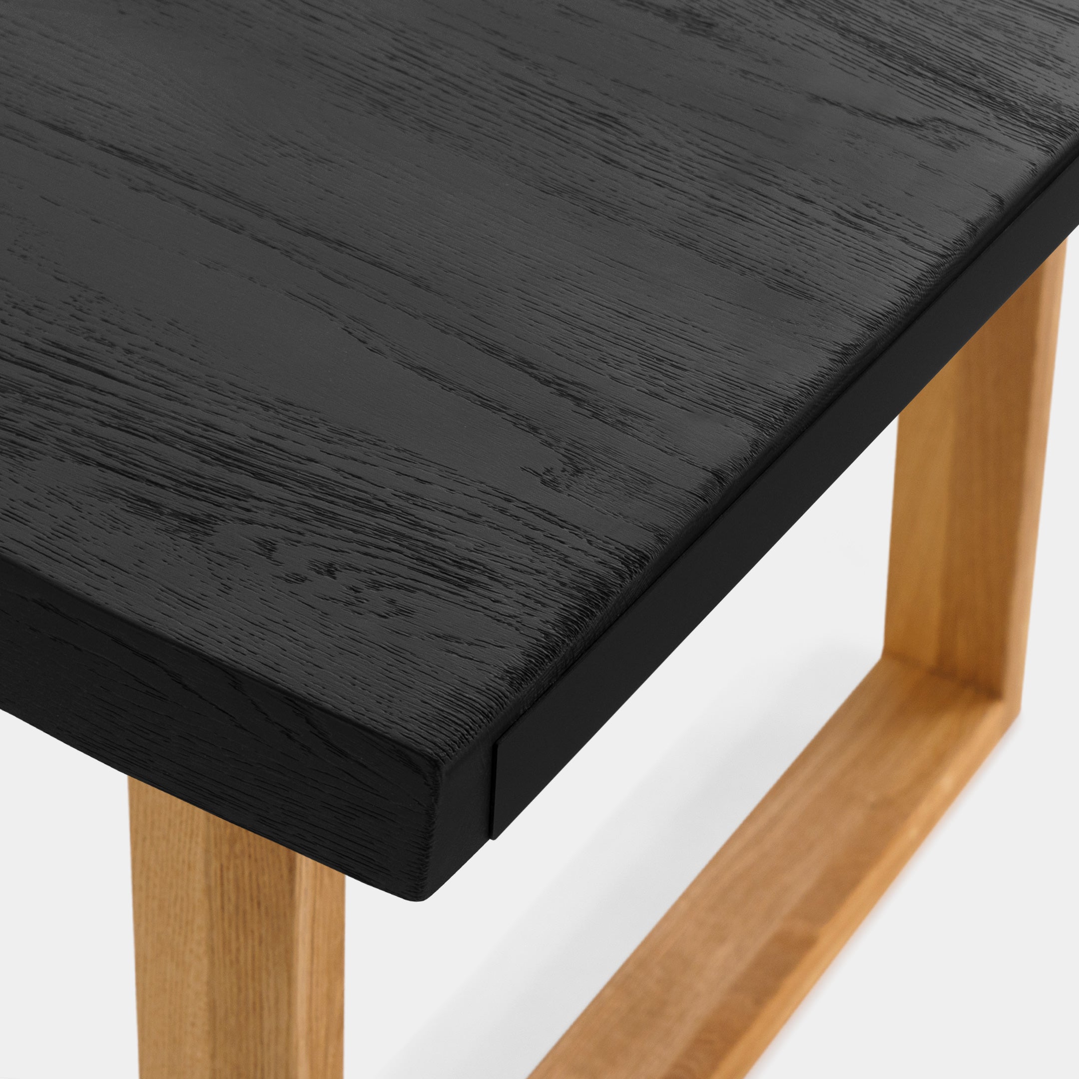 Mesa de Comedor de Madera Maciza de Roble Negra Ondulada y Patas de madera Roble Macizo U