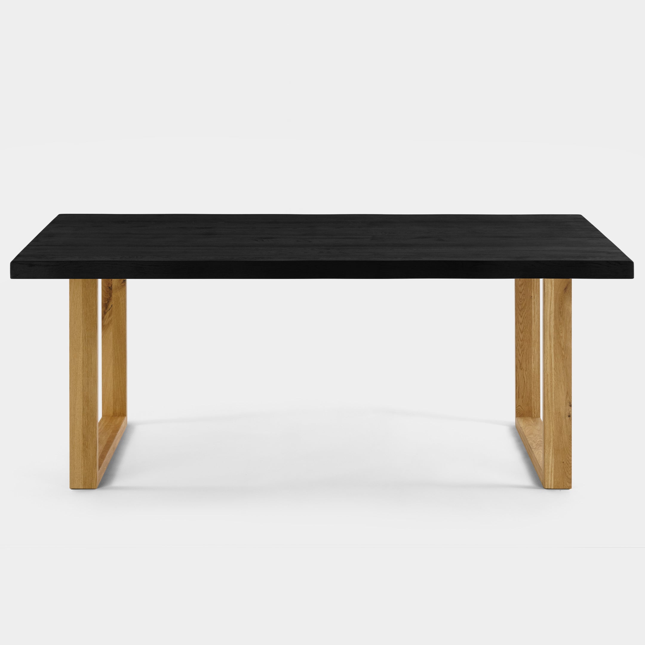Mesa de Comedor de Madera Maciza de Roble Negra Ondulada y Patas de madera Roble Macizo U