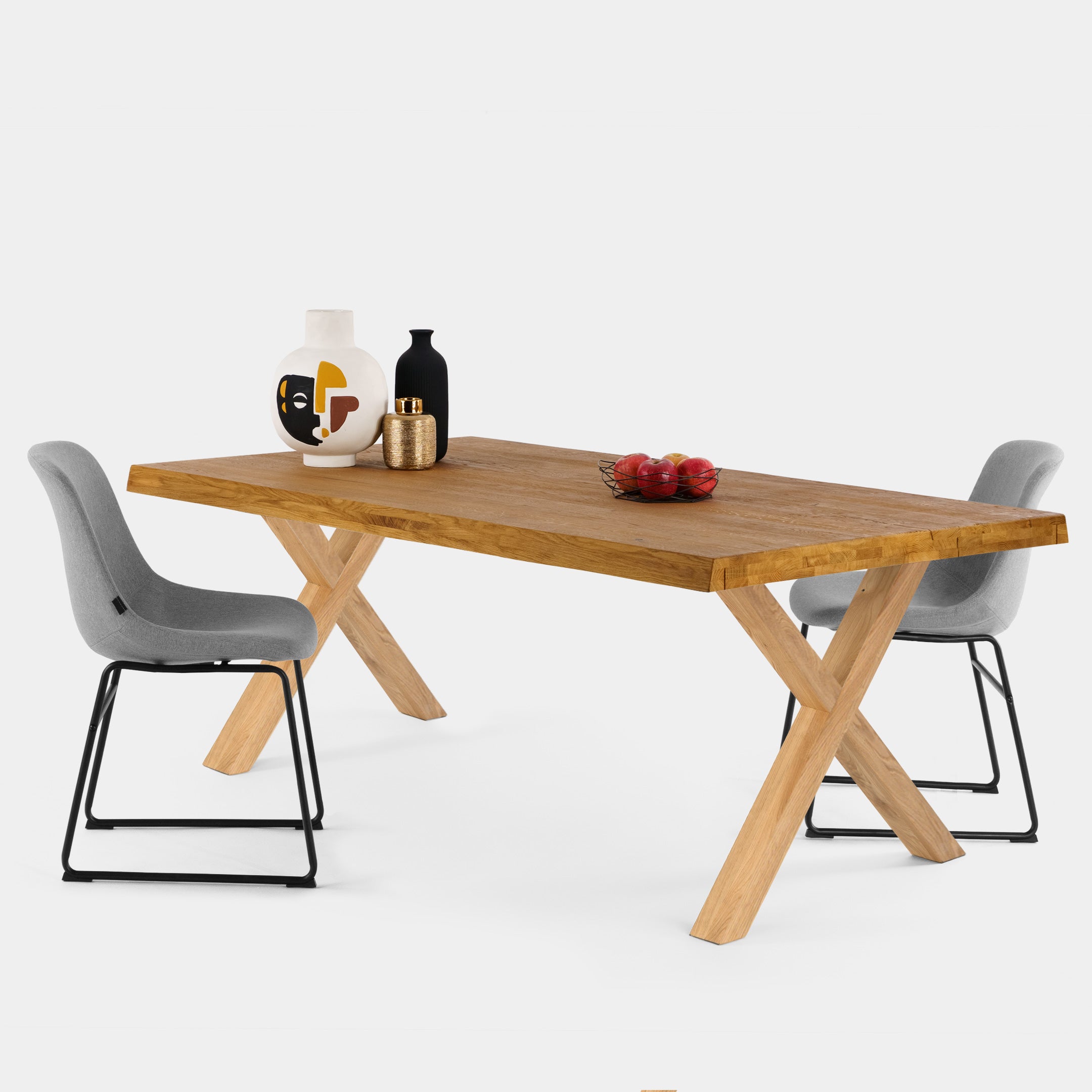 Mesa de Comedor Rústica de Roble Macizo Ambar con Patas de Roble en X y Canto Ondulado