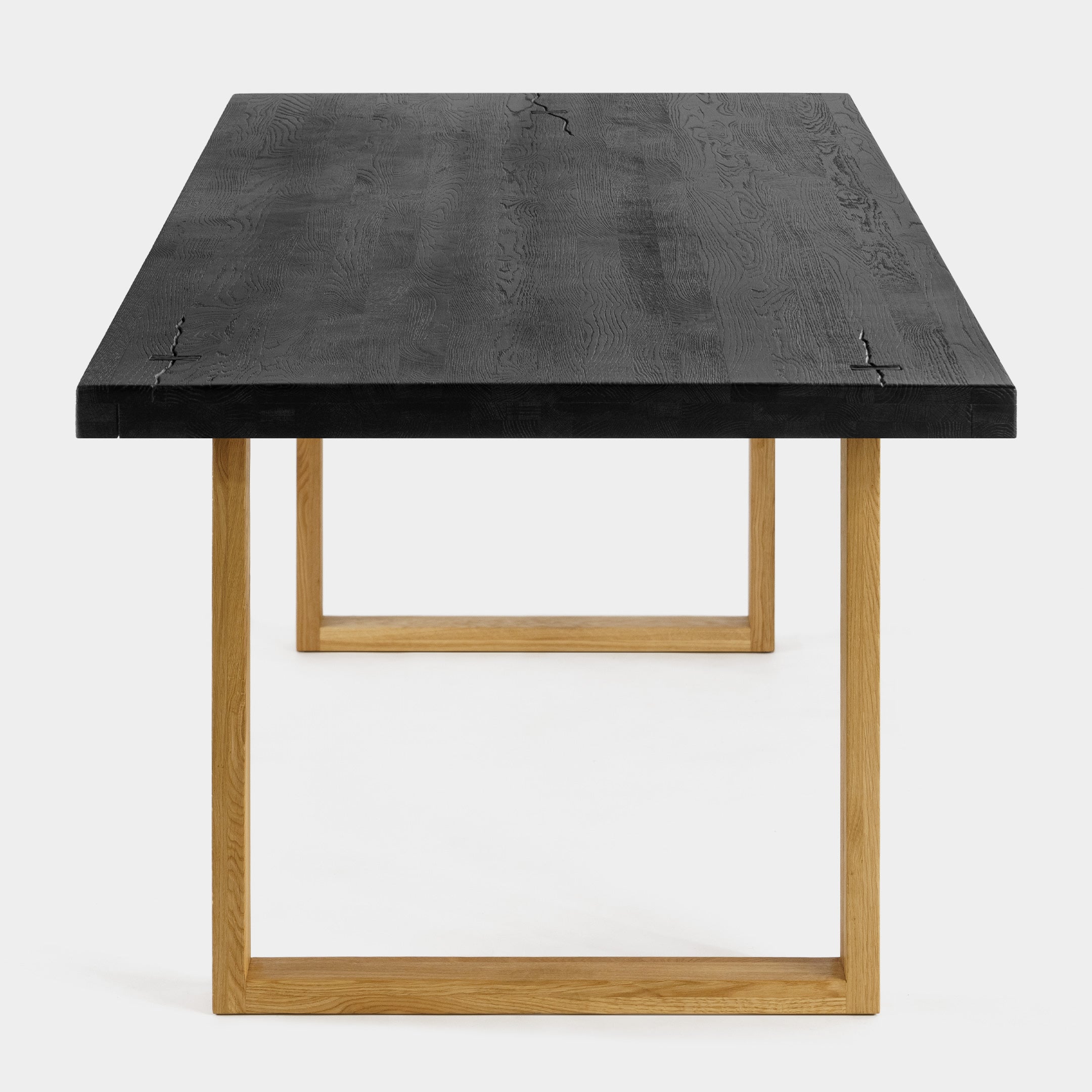 Table à manger rustique en bois de chêne massif noir rectangulaire et pieds en bois de chêne massif U