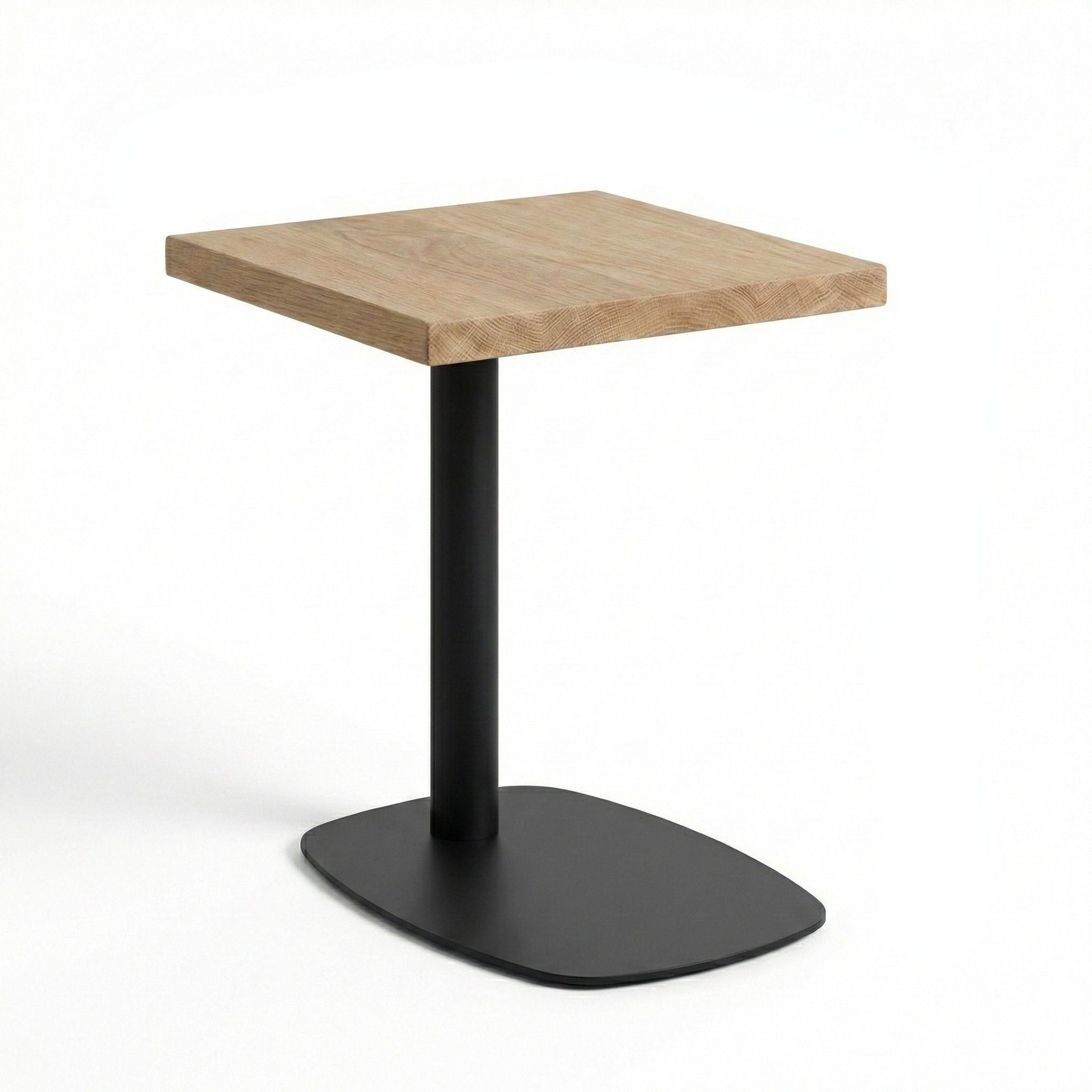 Mesa auxiliar de sofá NEXA 40×40 cm · Roble macizo y acero negro