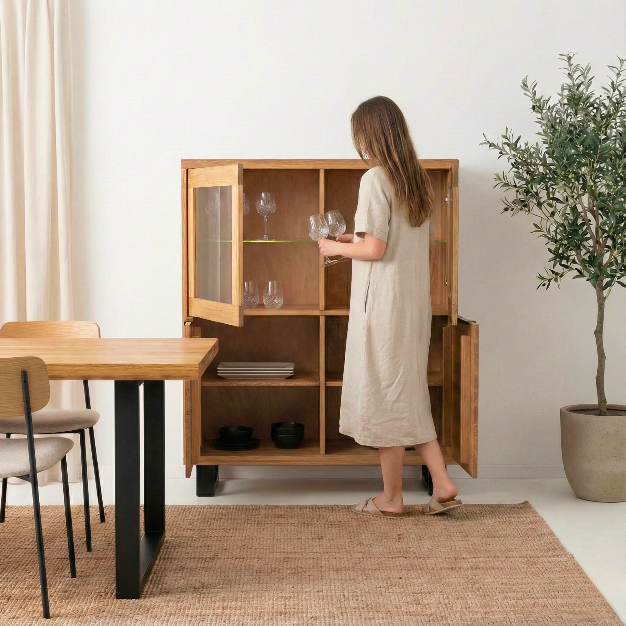 Vitrina aparador LIFE 120 en roble macizo natural y patas de acero negro