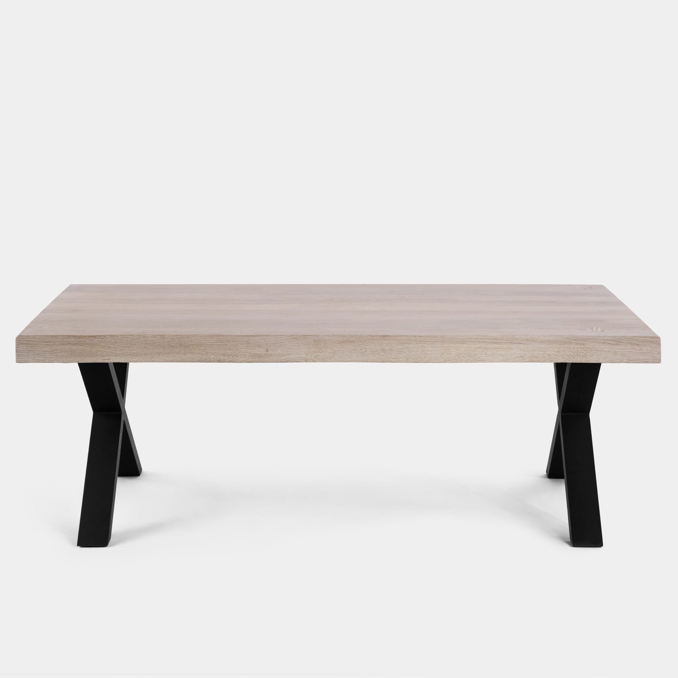 Mesa de Centro Rustica de Madera Maciza de Roble Blanqueado Ondulada y Patas de Acero X