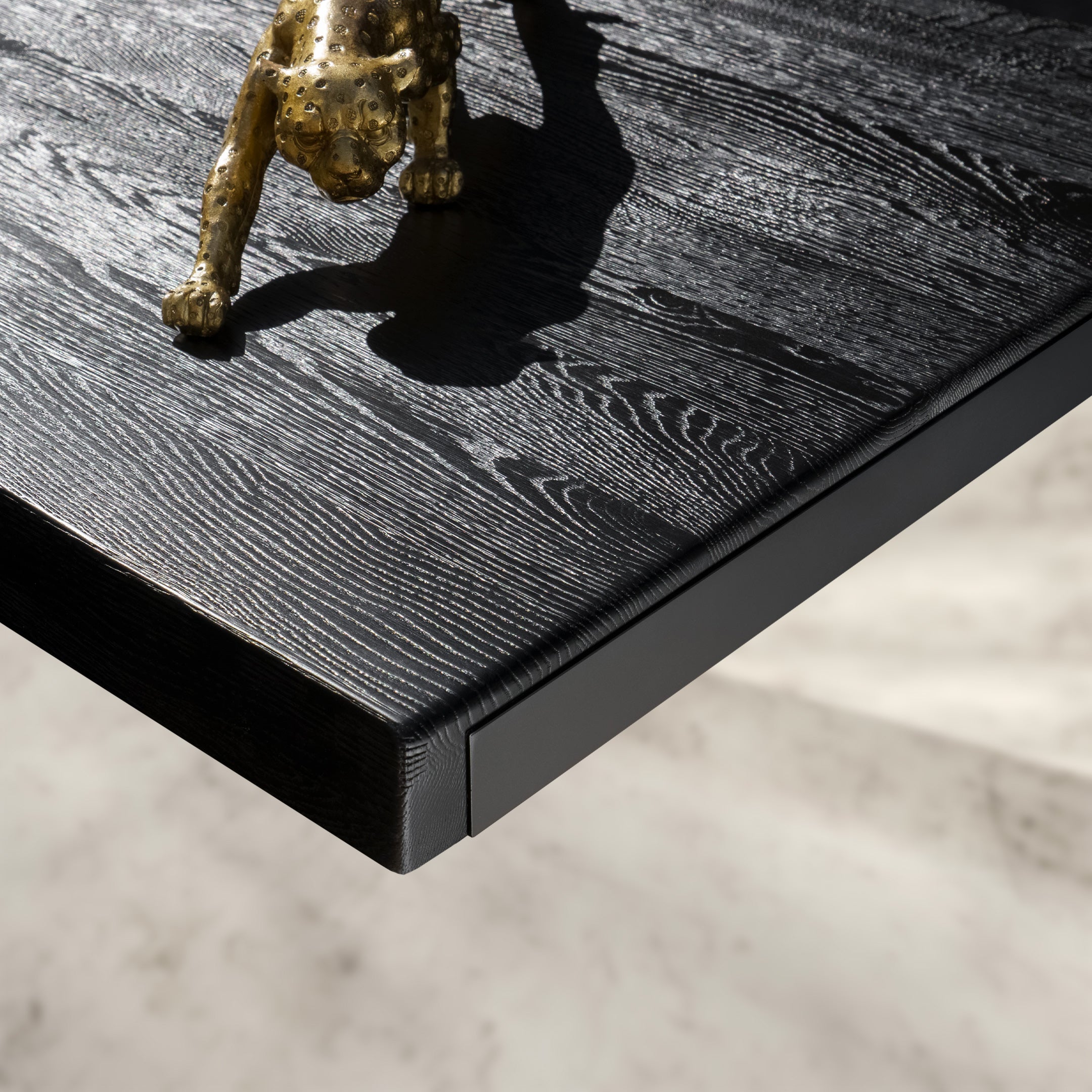 Table de salle à manger rectangulaire en bois massif de chêne noir et pieds en bois de chêne massif U