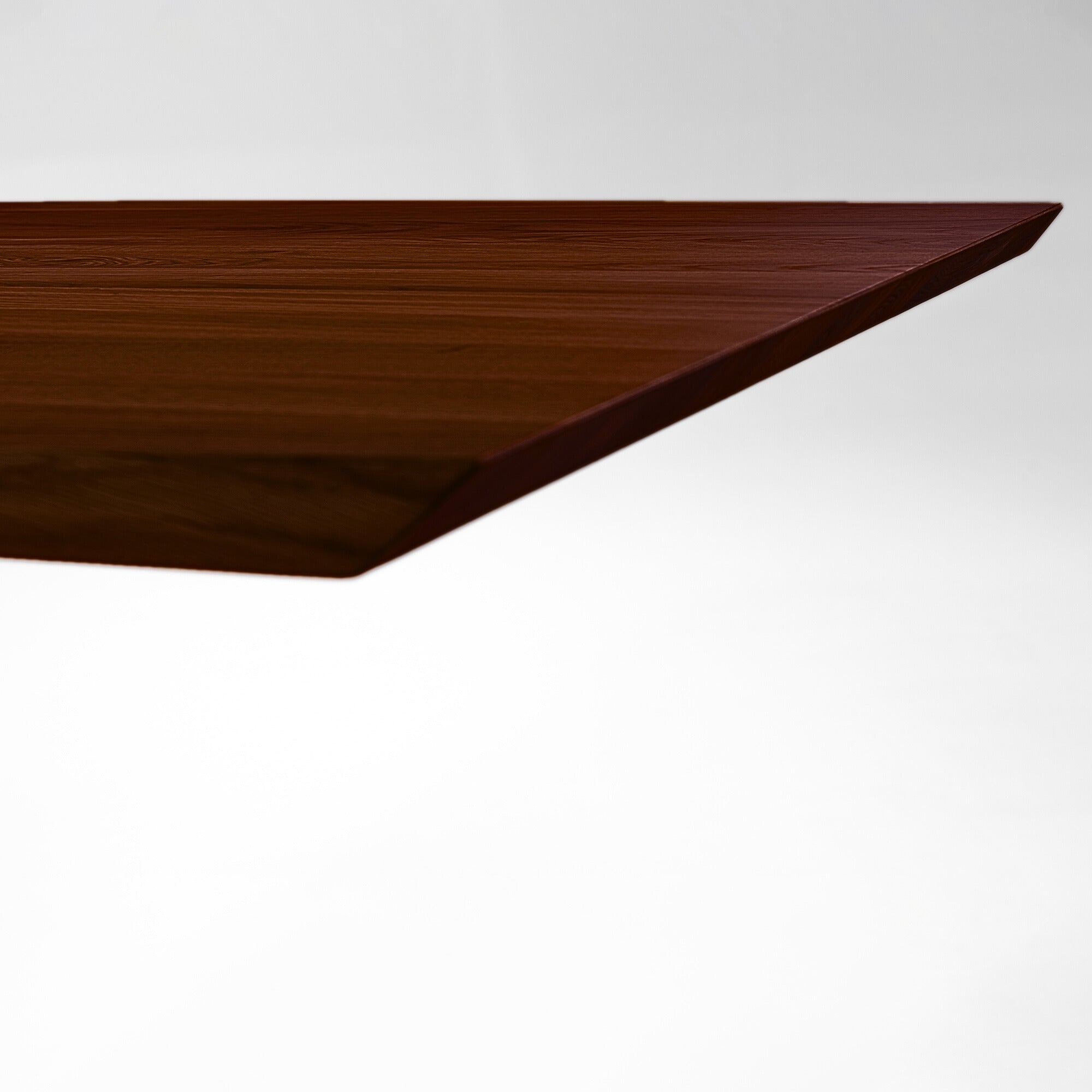 Mesa de comedor Crux de madera maciza de roble caoba y patas Inox