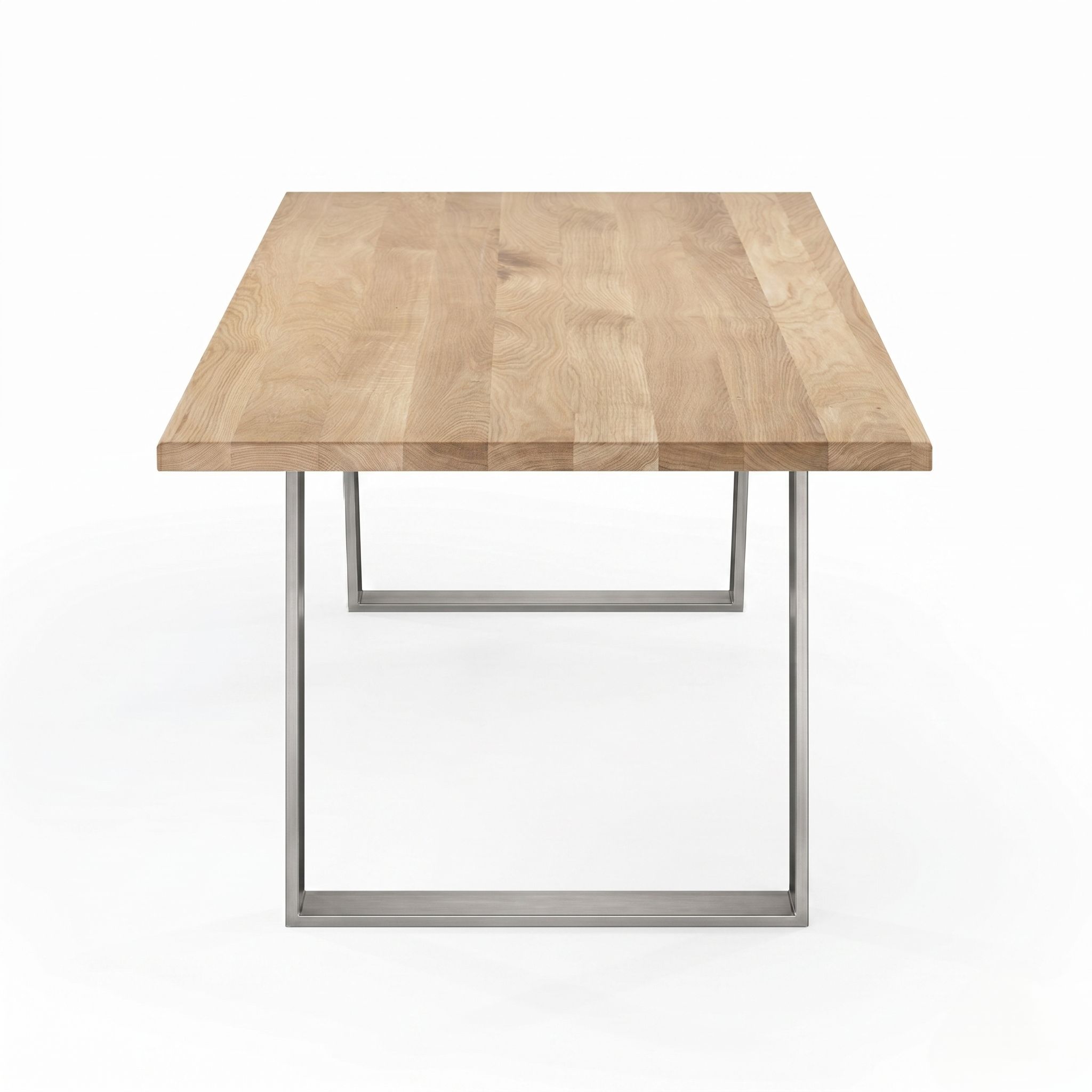 Mesa Frame Natura de madera maciza de roble y patas inclinadas de Inox